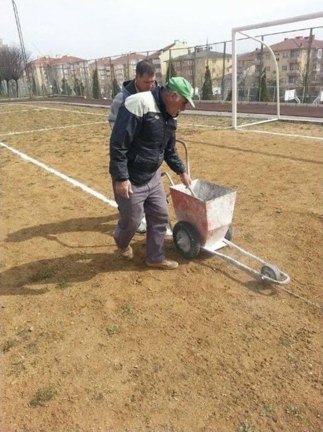 4 Eylül Mahallesi’ndeki Toprak Saha Düzenlendi