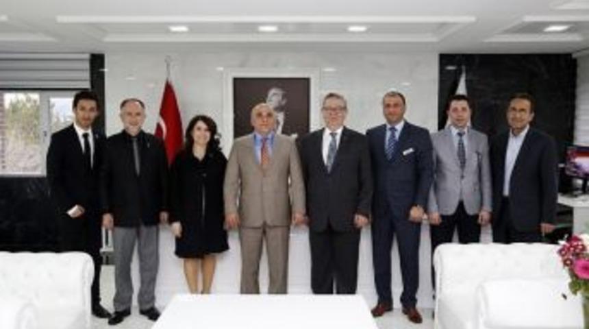 Tekstil &Uuml;niversite İşbirliği B&uuml;y&uuml;yecek