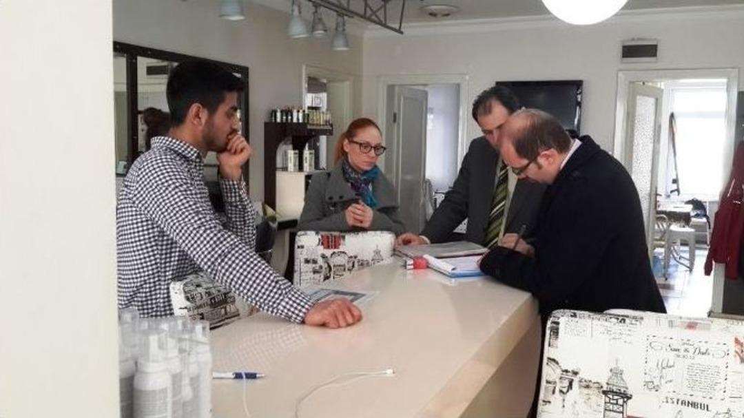 S&uuml;leymanpaşa Belediyesi Kuaf&ouml;r Salonlarını Denetimden Ge&ccedil;irdi
