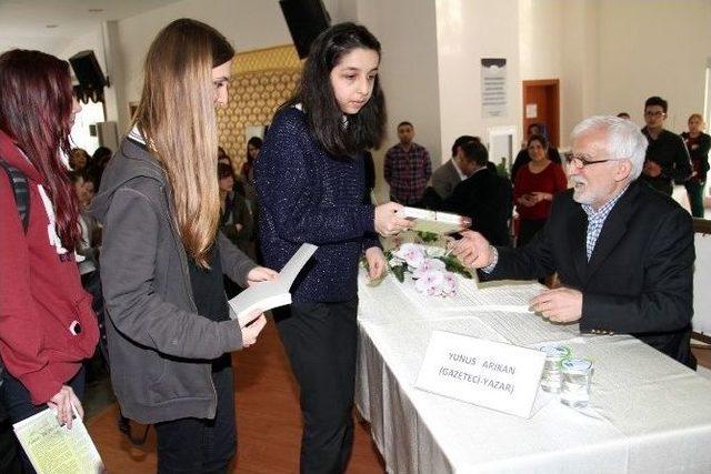 Yunus Arıkan’dan ‘yaşam Tuhaf Bir Oyun’ Konferansı