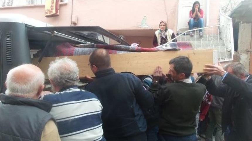 Yaşlı Adam Evde &Ouml;l&uuml; Bulundu