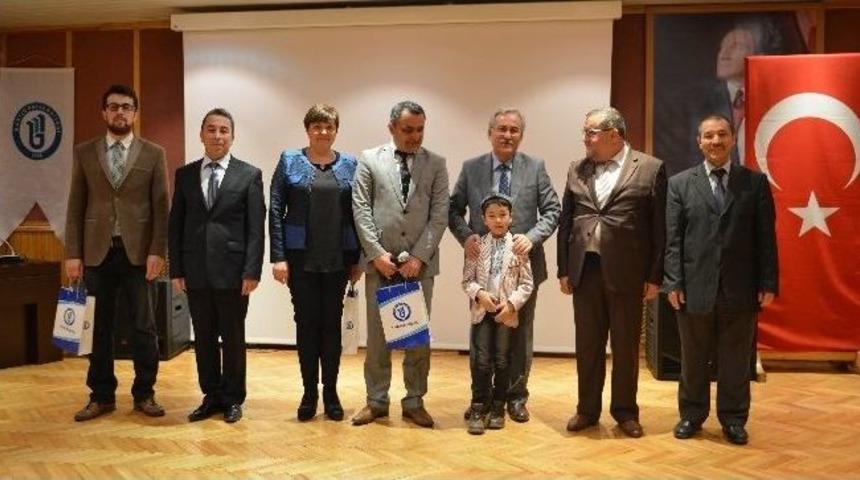 B&uuml;&rsquo;de T&uuml;rk D&uuml;nyası Medyası Konuşuldu