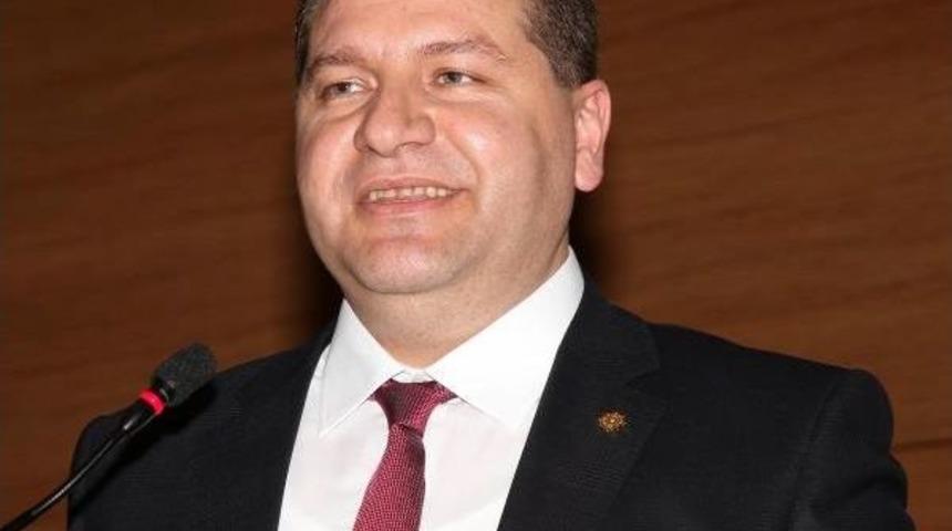 Dr. Ahmet Ercan: Son 100 Yılda T&uuml;rkiye'de 10 Bin 100 Deprem Oldu