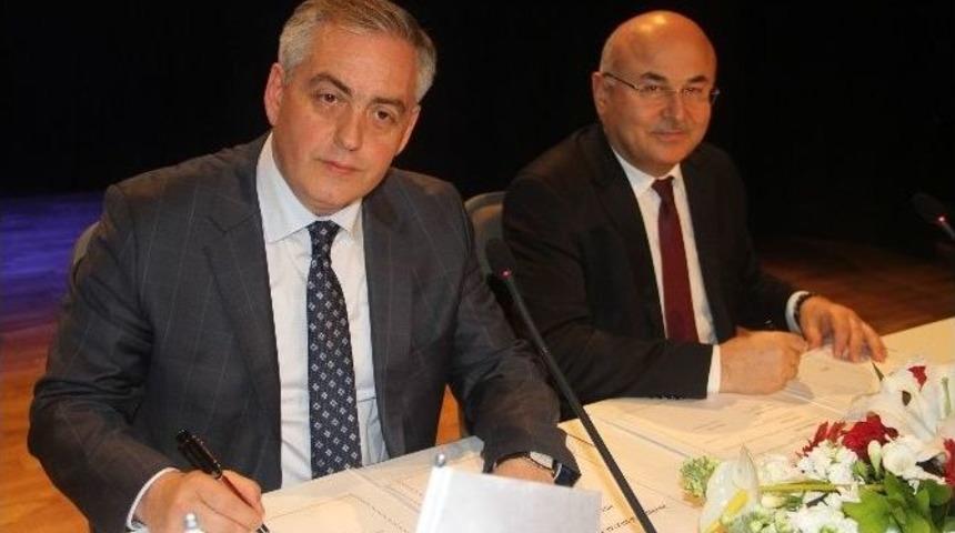 Eyüp Belediyesi İşkur İle Protokol İmzaladı