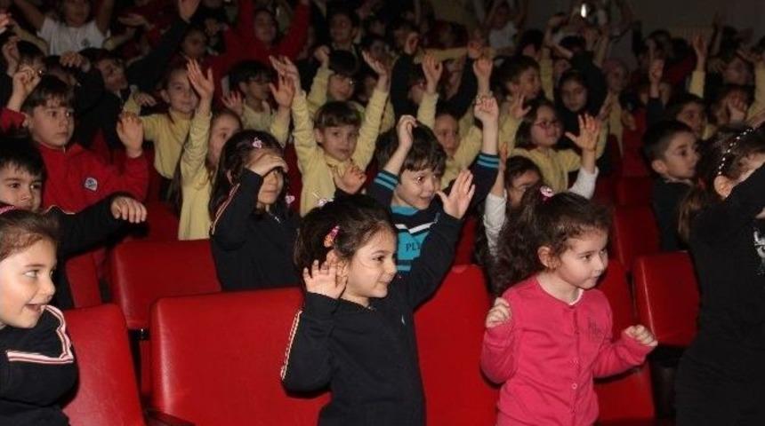 &rsquo;su Damlası&rsquo; Final&rsquo;de Sahnelendi