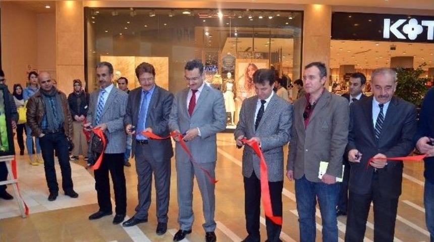 &ldquo;g&ouml;n&uuml;llere Yansıyan Şehir&rdquo; Sergisi Kahramanmaraş Piazza&rsquo;da Sanatseverleri Bekliyor