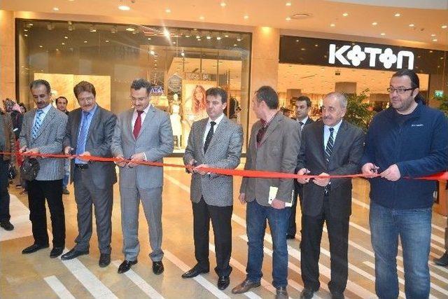 “gönüllere Yansıyan Şehir” Sergisi Kahramanmaraş Piazza’da Sanatseverleri Bekliyor