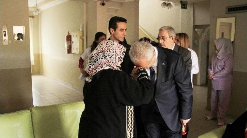 Başkan Başsoy Yaşlıları Unutmadı