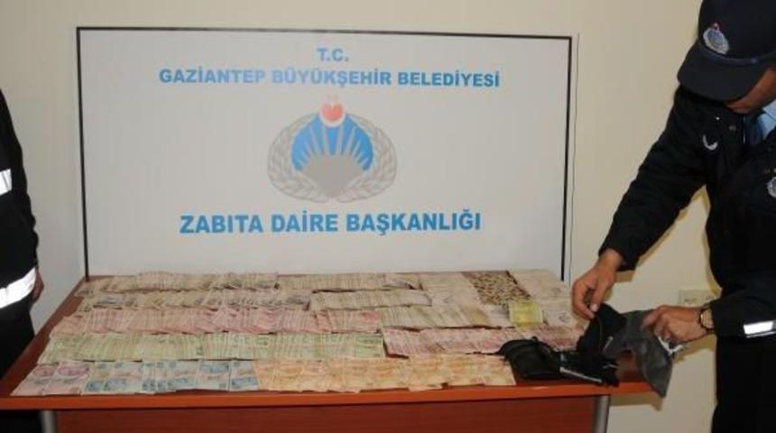 Dilencilerin &Uuml;zerinden Servet &Ccedil;ıktı