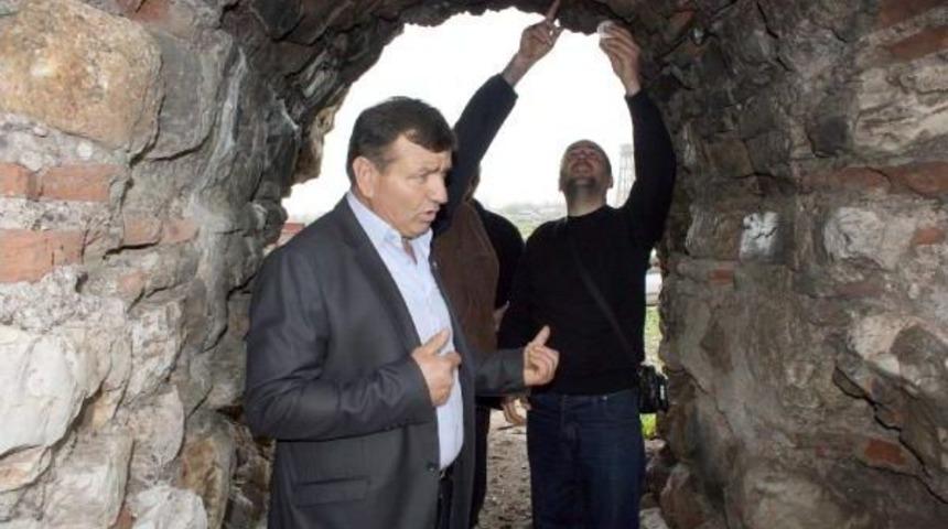 Uluabat Muhtarı: S&uuml;t Kalesi'nden S&uuml;t Aktığı S&ouml;ylentisine Inanmayın