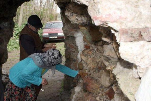 Uluabat Muhtarı: Süt Kalesi'nden Süt Aktığı Söylentisine Inanmayın