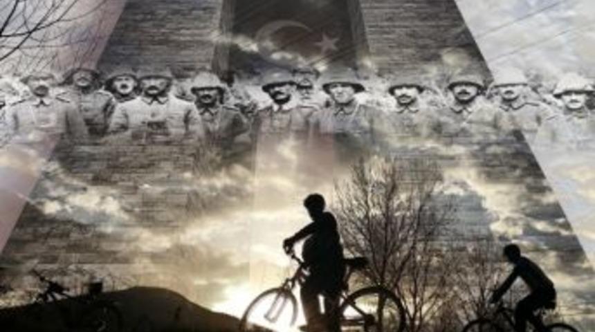 26 Bisikletli &Ccedil;anakkale&rsquo;ye Gidecek