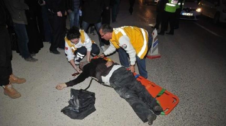 Yolun Karşısına Ge&ccedil;erken Otomobil &Ccedil;arpması Sonucu &Ouml;ld&uuml;