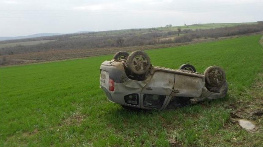 Takla Atarak Tarlaya U&ccedil;an Ara&ccedil;tan Yara Almadan Kurtuldu