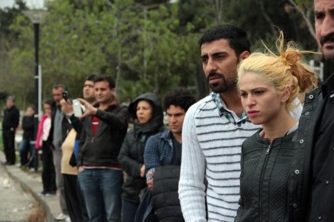 Barajdan Ceset Yerine "k&uuml;t&uuml;k" &Ccedil;ıkınca Meraklı Vatandaşlar Derin Bir &lsquo;oh&rsquo; &Ccedil;ekti