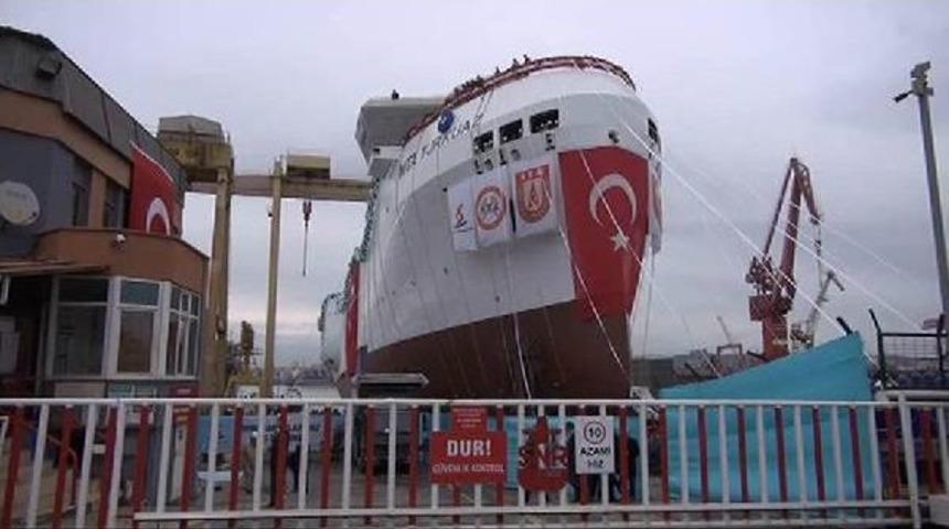T&uuml;rkiye'nin Ilk Yerli Sismik Araştırma Gemizi 'mta Turkuaz' Denize Indirildi