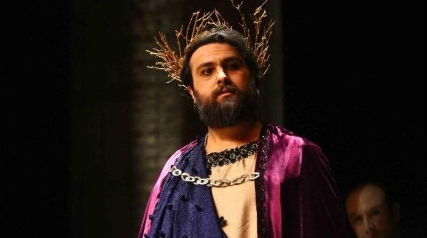 Dünya Tiyatrolar Günü ’antigone’ İle Kutlandı