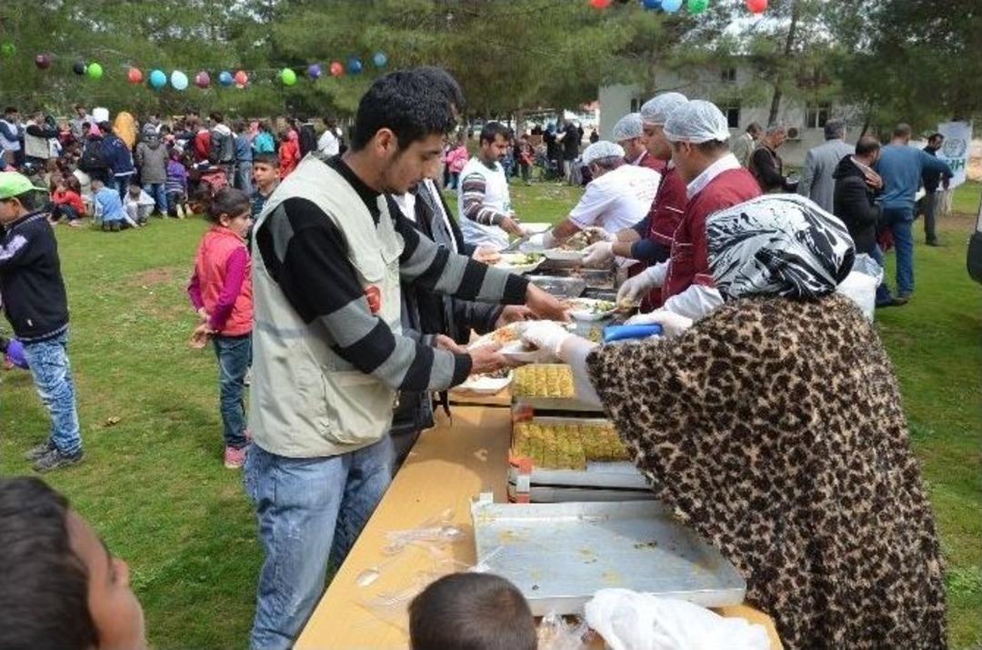 İhh&rsquo;dan Viranşehir Yetimlerle Buluşma Etkinliği