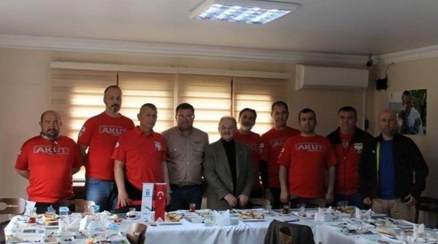 Başkan Ata&ccedil; Akut G&ouml;n&uuml;ll&uuml;leriyle Buluştu