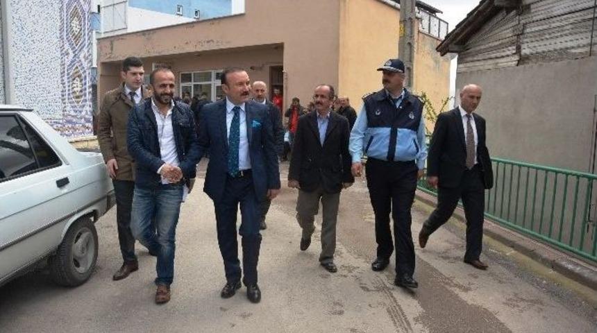 Doğan, Fatih Mahallesini Gezdi