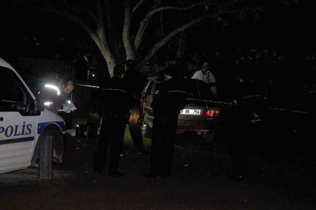 İşsiz Adam Kendini Ağaca Astı 1