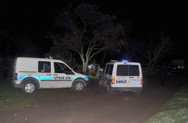 İşsiz Adam Kendini Ağaca Astı 3