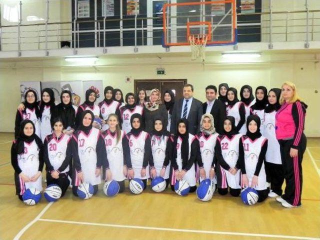 İmam Hatipli Kızlar, Bosnalı Ünlü Basketçi Indira Kaljo’Nun Izinde