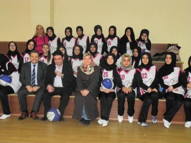 İmam Hatipli Kızlar, Bosnalı Ünlü Basketçi Indira Kaljo’Nun Izinde