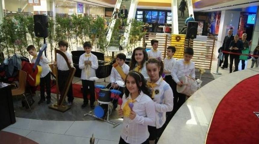 Varlıbaş Avm&rsquo;de Geri D&ouml;n&uuml;ş&uuml;m Sergisi