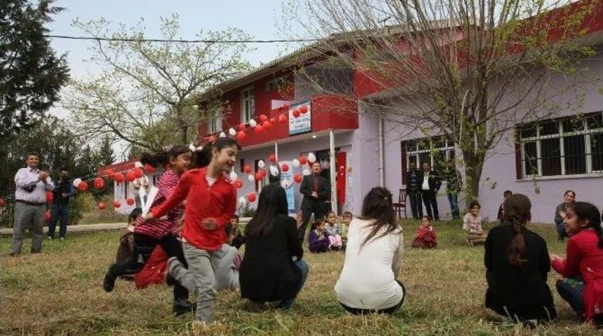 T&uuml;rkmen &Ccedil;ocuklarına Eğitim