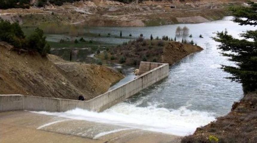 Baraj Taştı, Tarım Arazilerini Su Bastı