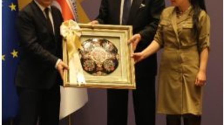 Çelikcan’dan Bakan Bozkır’a Tablo