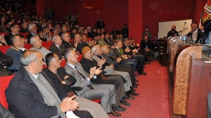 Hdp&rsquo;li Demirci İslam Ve Barış Konulu Panele Katıldı