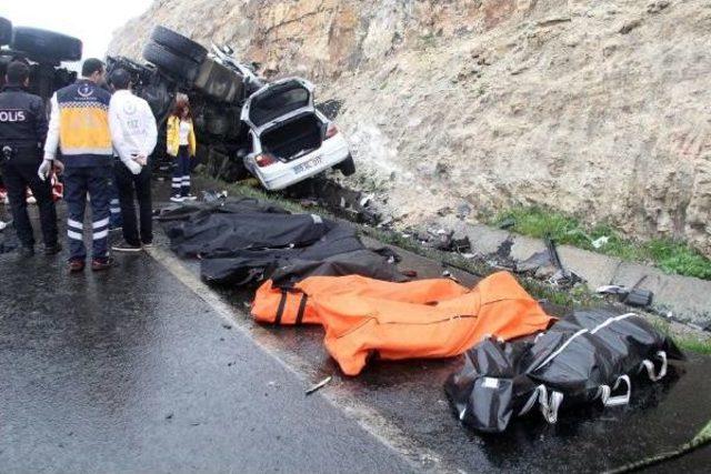 Şanlıurfa'da Zincirleme Kaza: 12 Ölü - Fotoğraflar
