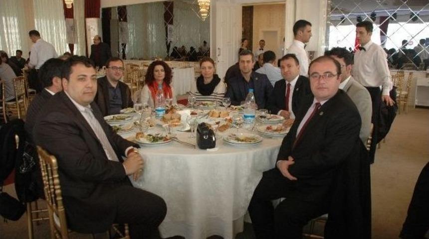 Memur-sen Eskişehir İl Divan Toplantısını Yaptı