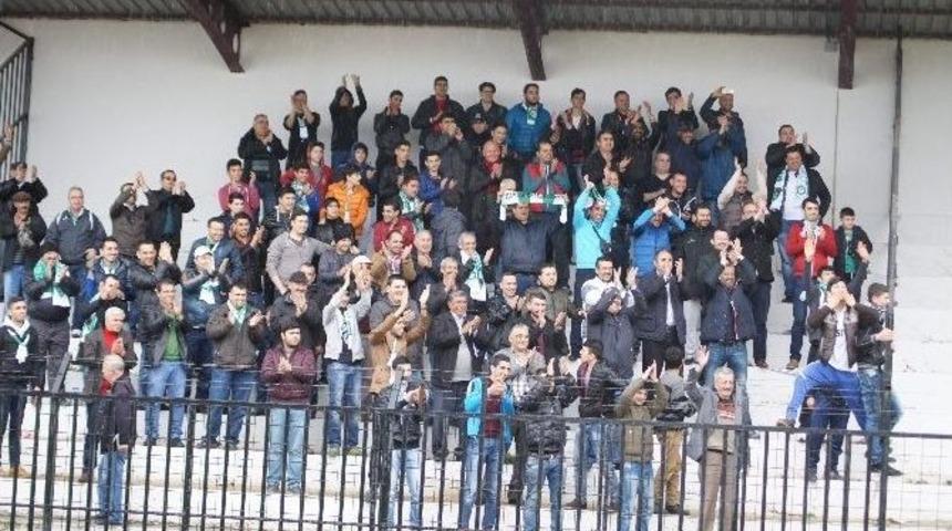 Bozdoğan Evinde Yıkıldı