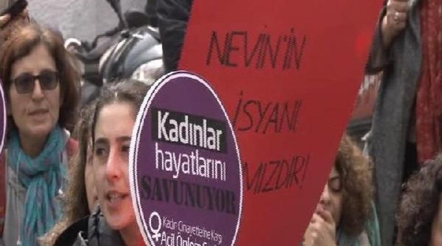 Galatasaray Meydanı'nda "nevin Yıldırım" Eylemi