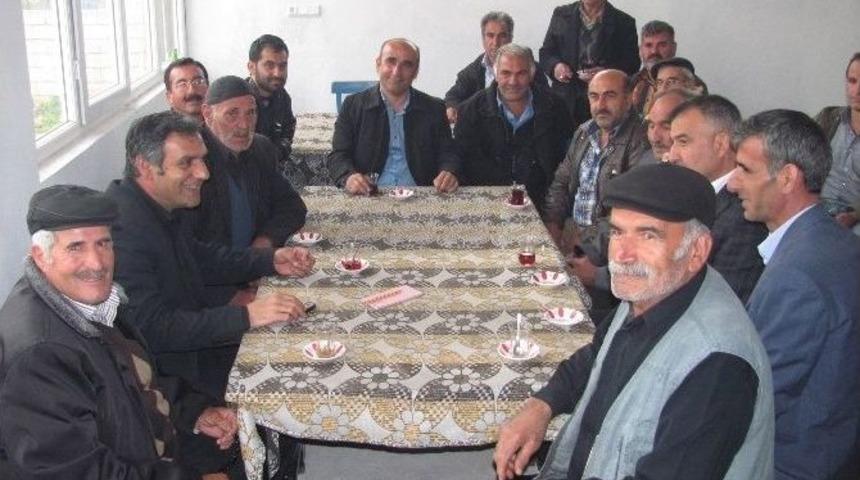 Başkan &Ouml;zdemir Vatandaşların Taleplerini Dinledi