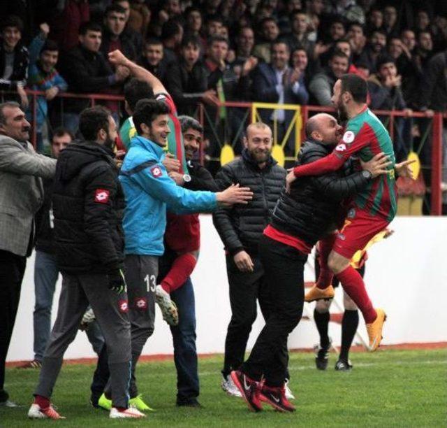 Diyarbakır Büyükşehir Belediyespor-Kırklarelispor: 3-1