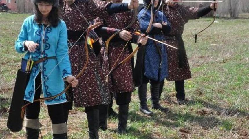 Sivas'ta T&uuml;rk Ocakları'ndan Nevruz Kutlaması