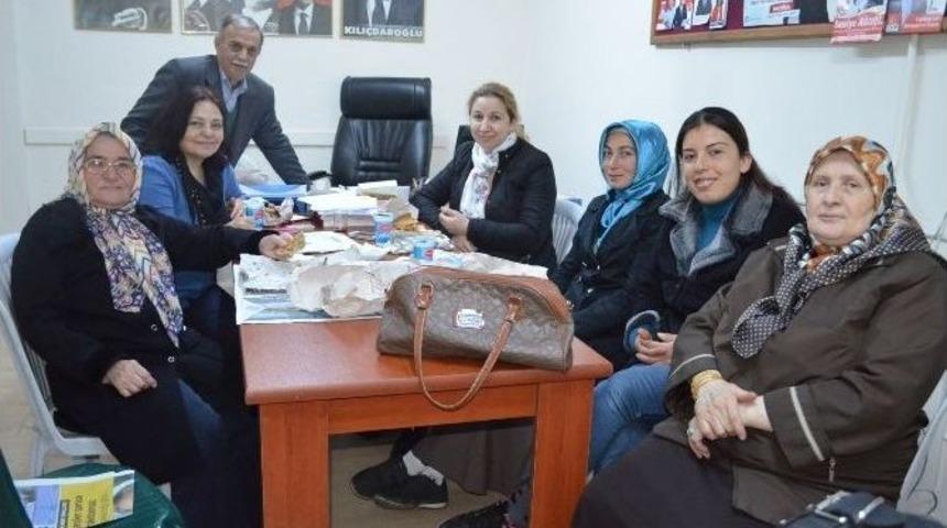 Chp Kula&rsquo;da Demokrasi Ş&ouml;leni Gibi &Ouml;n Se&ccedil;im