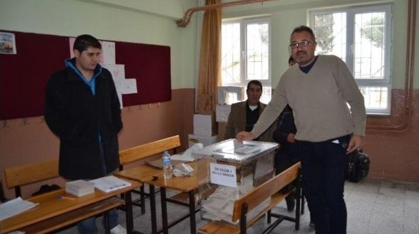 Selendi&rsquo;de Chp&rsquo;li &Uuml;yeler Se&ccedil;imini Yaptı