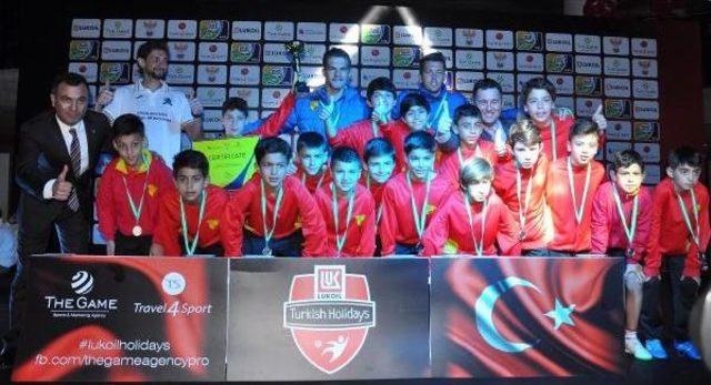 Uluslararası Çocuk Futbol Turnuvası Sona Erdi