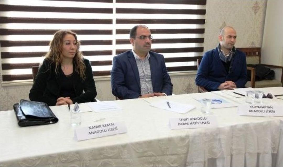 Akademi Lise A&ccedil;ılıyor