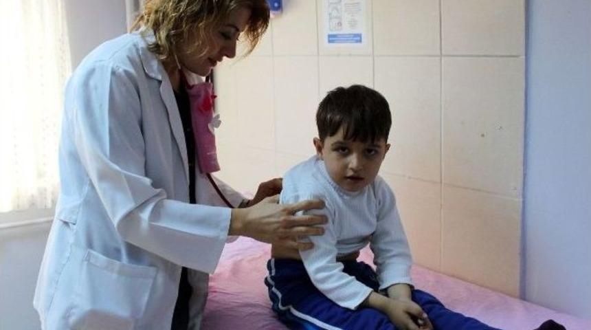 Fazla T&uuml;ketilen Cips Ve &Ccedil;ikolata Kalp Krizini Tetikliyor