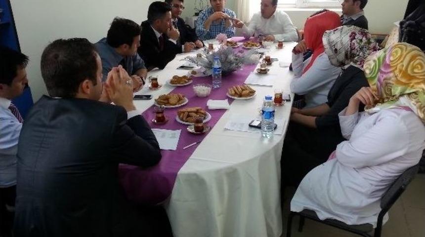 Pasinler&rsquo;de Akademisynelerle &Ouml;ğretmenler Buluştu