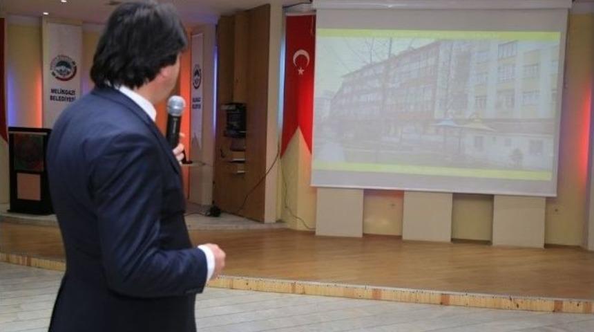 Referans Belediye Melikgazi&rsquo;nin Kentsel D&ouml;n&uuml;ş&uuml;m &Ccedil;alışmaları Hakkında Kayseri Belediyeleri Y&ouml;neticilerine Seminer