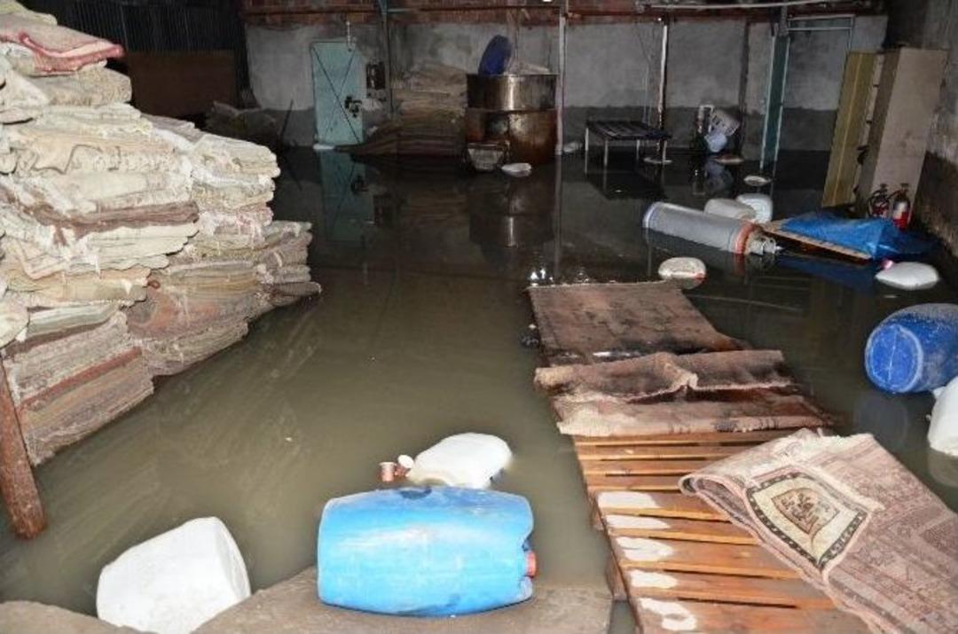 Babuktu Deresi Taştı