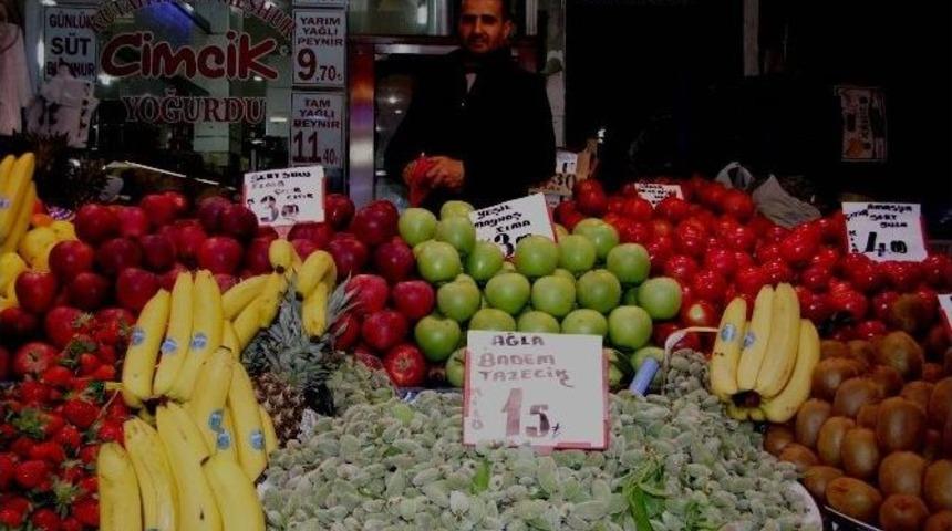 &Ccedil;ağla Taneyle, Karpuz Dilimle Satılıyor