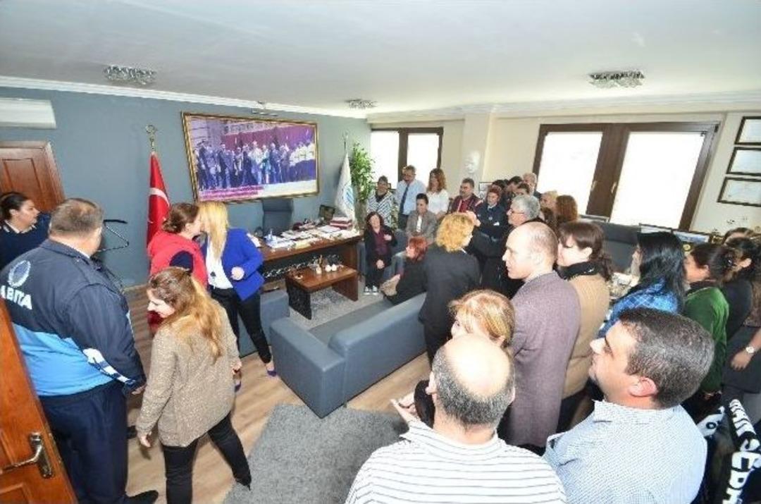 Başkan G&ouml;khan Demirağ&rsquo;a S&uuml;rpriz Kutlama